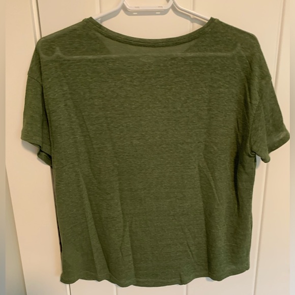 ✨3 for $15✨ Old Navy linen tee - Picture 2 of 3